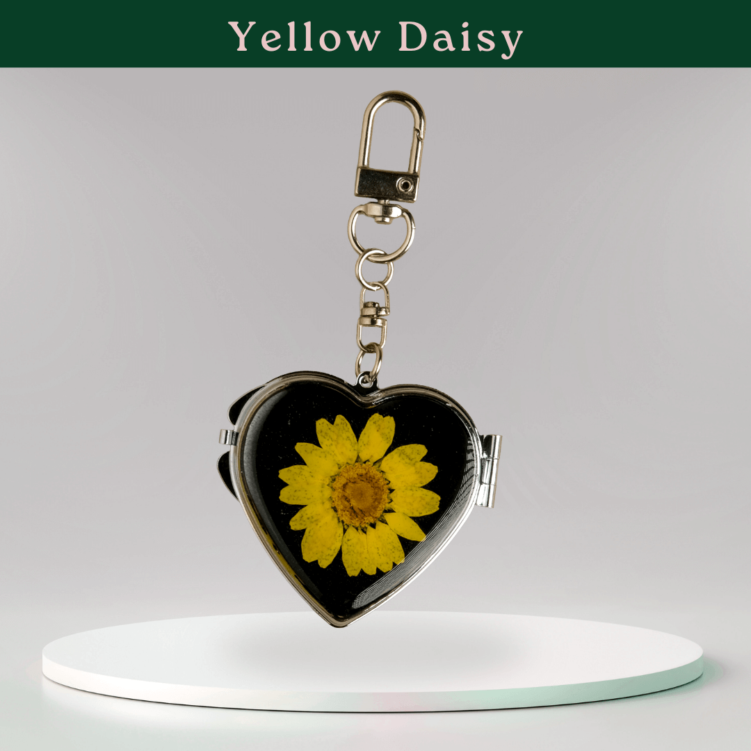 Forever Daisy Pocket Mirrors Round Heart Shapes - Image 4